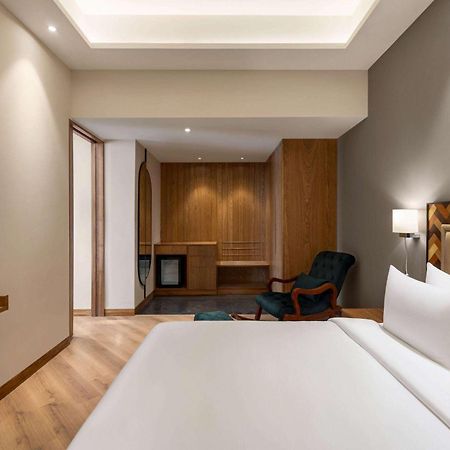 Ramada Encore By Wyndham Amritsar Airport Eksteriør billede
