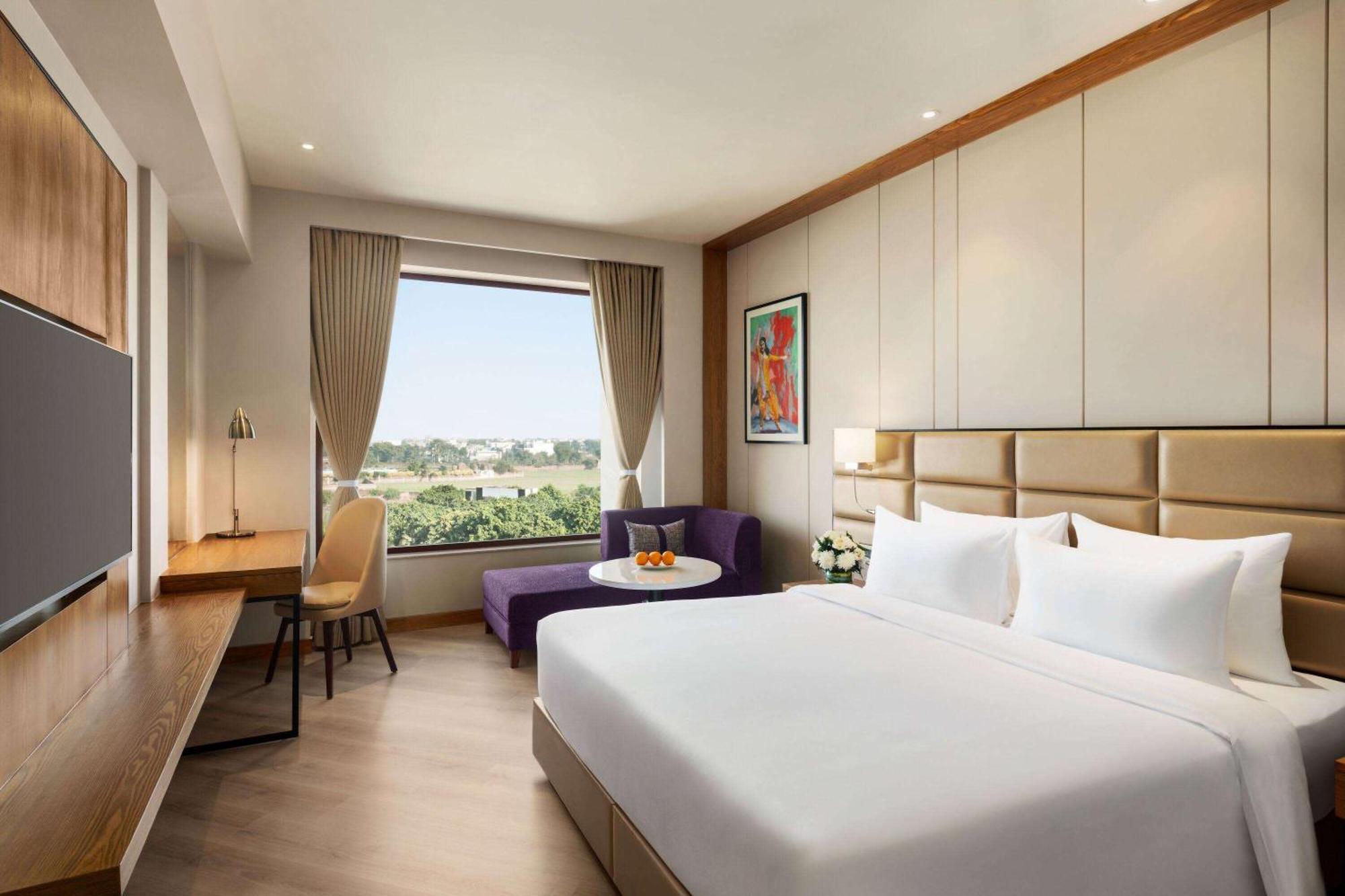 Ramada Encore By Wyndham Amritsar Airport Eksteriør billede